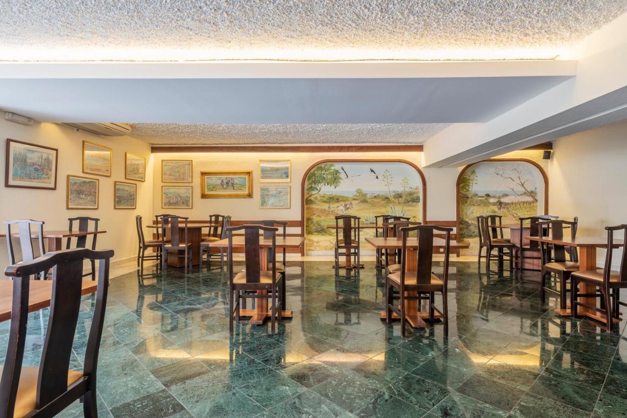 Carvoeiro Garden Hotel Bagian luar foto