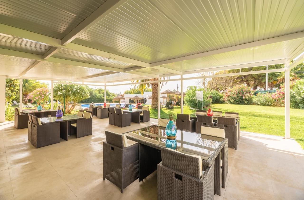 Carvoeiro Garden Hotel Bagian luar foto
