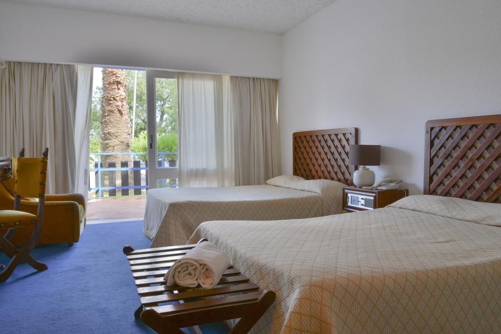 Carvoeiro Garden Hotel Ruang foto