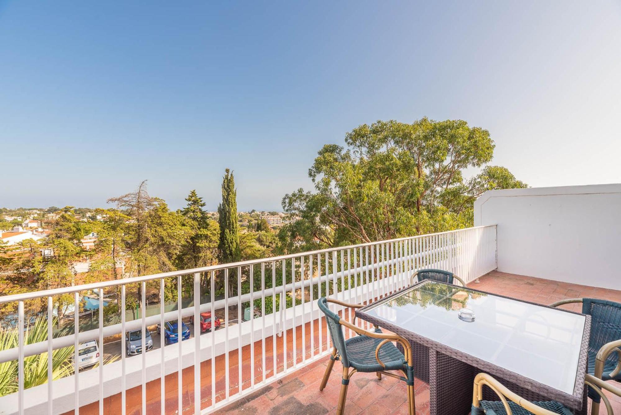 Carvoeiro Garden Hotel Ruang foto